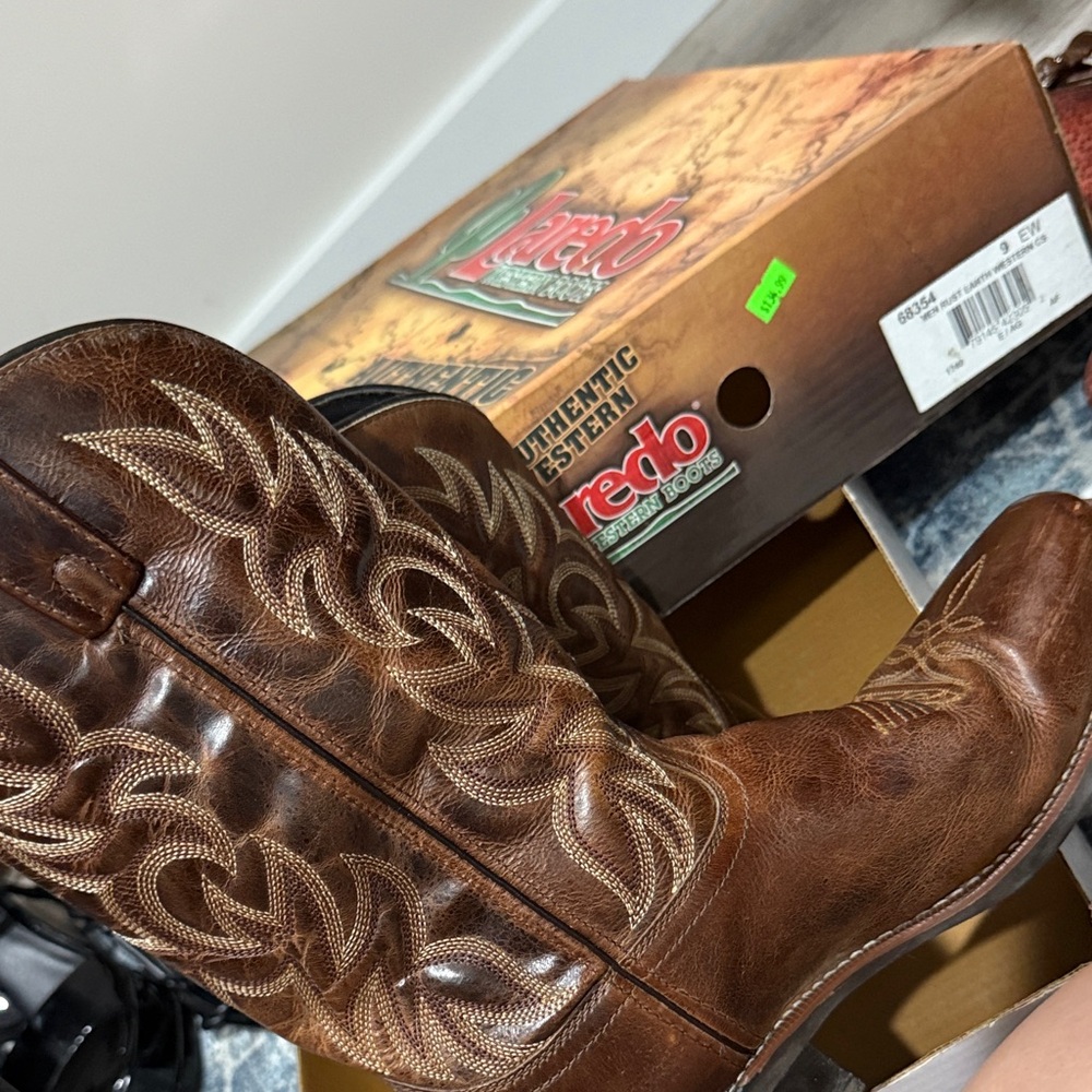 Laredo Tan Leather Cowboy Boots